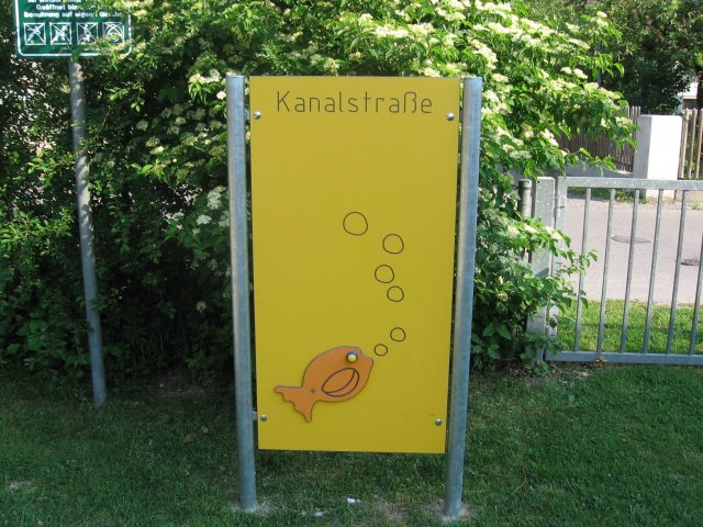 Grossansicht in neuem Fenster: Kinderspielplatz Kanalstraße