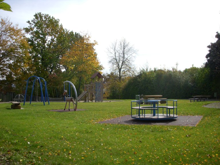 Grossansicht in neuem Fenster: Kinderspielplatz Westerberg 3