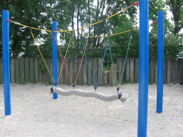 Grossansicht in neuem Fenster: Kinderspielplatz Westerberg 6