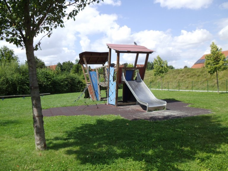 Kinderspielplatz ATS1 2