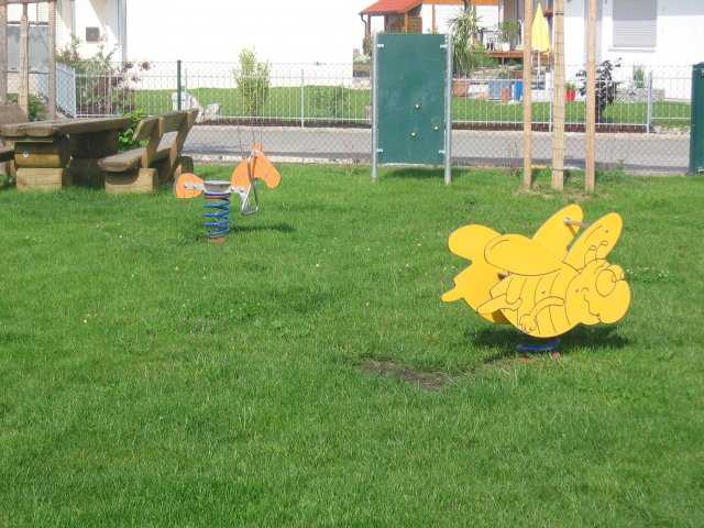 Grossansicht in neuem Fenster: Kinderspielplatz Hallertauer Straße 5