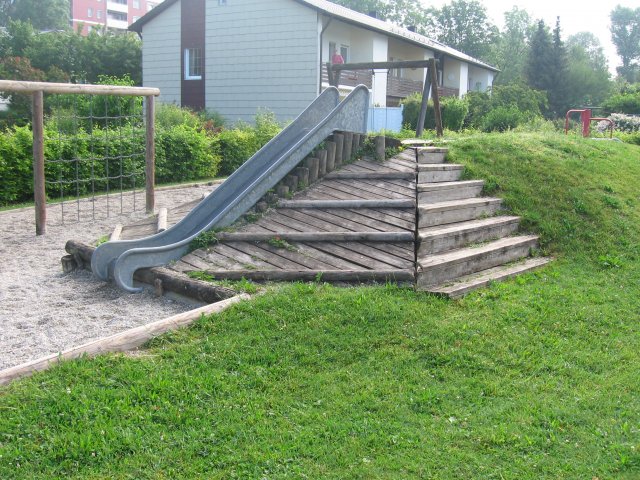 Grossansicht in neuem Fenster: Kinderspielplatz Leipziger Straße 5