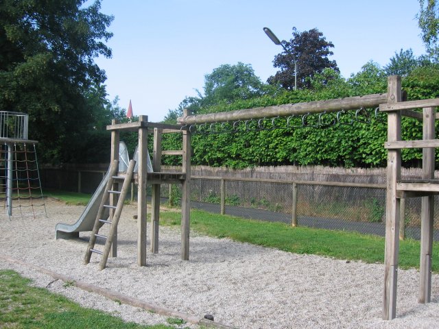 Grossansicht in neuem Fenster: Kinderspielplatz Gabelsberger - Jahnstraße 3