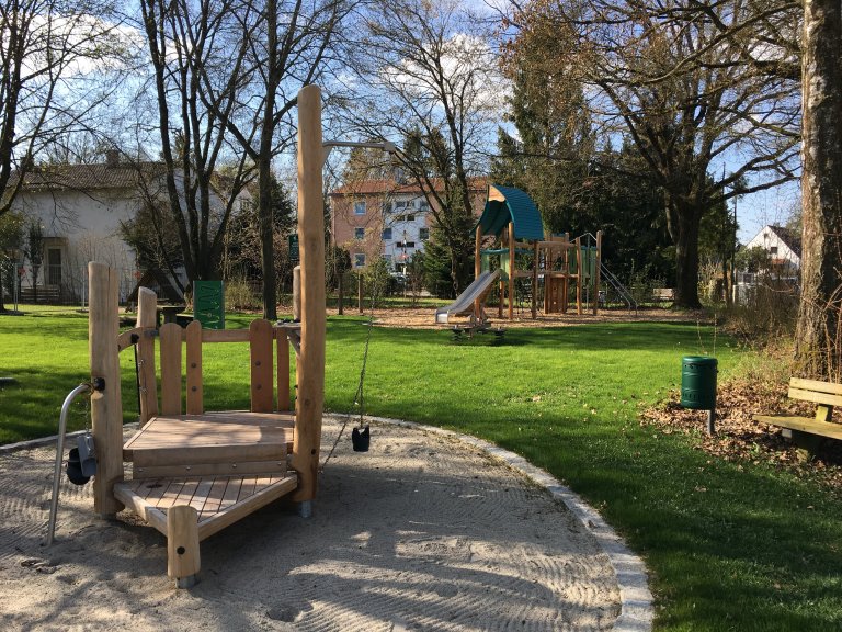 Grossansicht in neuem Fenster: Kinderspielplatz Pius